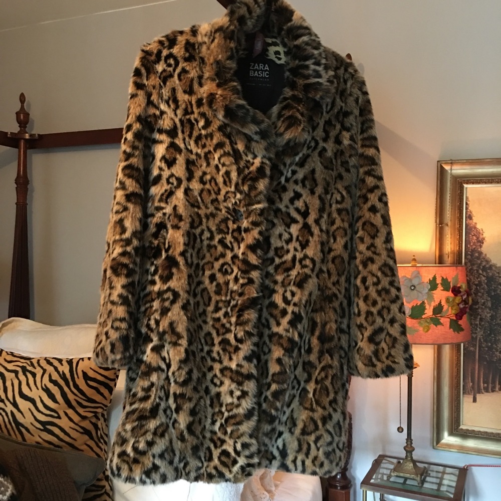 Zara 3/4 Length Leopard Coat 🐅